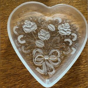 Mikasa Crystal Heart Plate